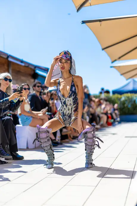 Pia Bolte, 8 August 2026, show 2, Runway. Frame B2CEMU