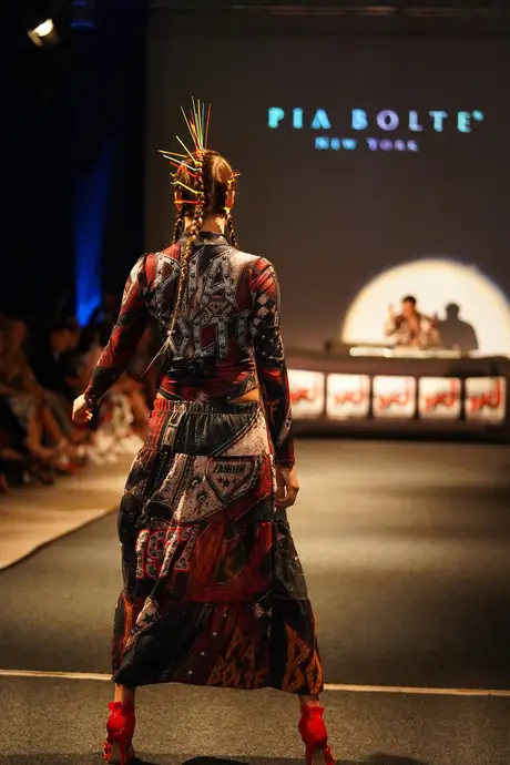 Pia Bolte, 8 August 2026, show 6, Runway. Frame I3QLMP