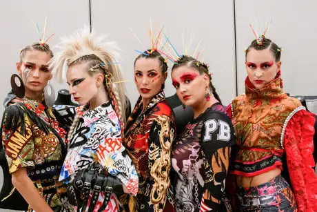 Pia Bolte, 8 August 2026, show 6, Runway. Frame B0ZAA5
