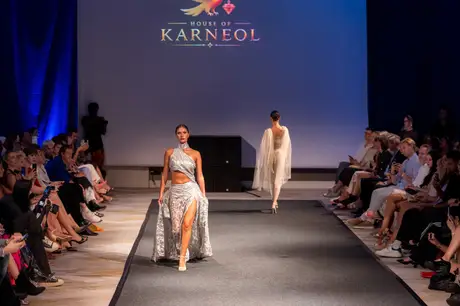 7 August 2026, show 2, Runway. Frame 6MDPZR