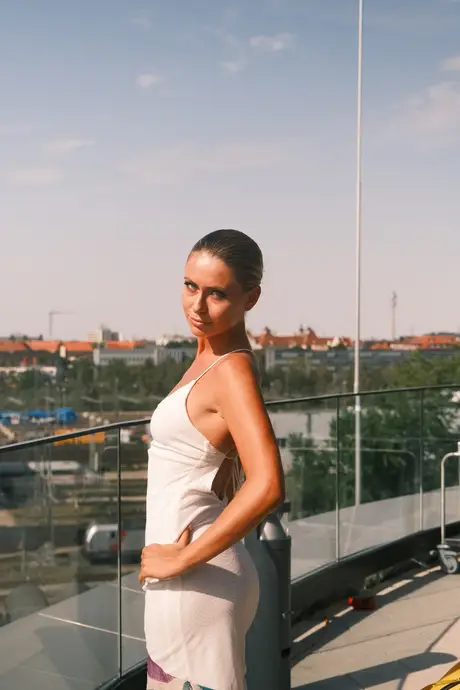 Roubs Style, 9 August 2026, show 4, Runway. Frame D1JKIR