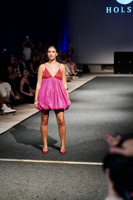 Joelle Jacobs x Holsta, 9 August 2026, show 6, Runway. Frame EWGM4Q