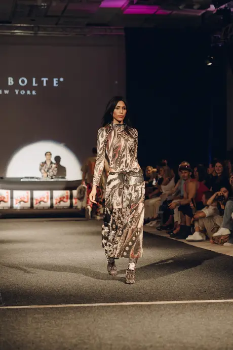 Pia Bolte, 8 August 2026, show 6, Runway. Frame 6OK2O7