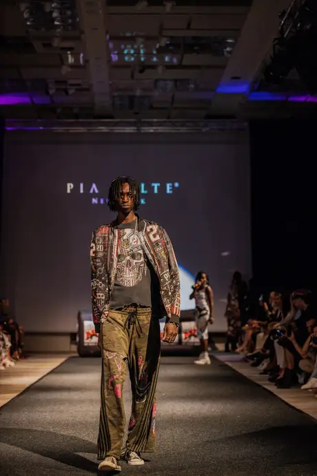 Pia Bolte, 8 August 2026, show 6, Runway. Frame XH9INI