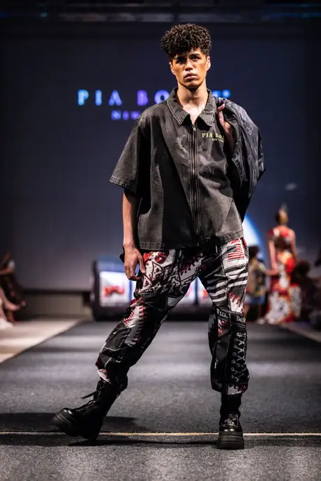 Pia Bolte, 8 August 2026, show 6, Runway. Frame D2B5OK