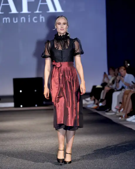 7 August 2026, show 2, Runway. Frame LUGXJJ