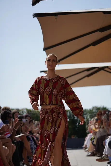 Roubs Style, 9 August 2026, show 4, Runway. Frame D4FHGS