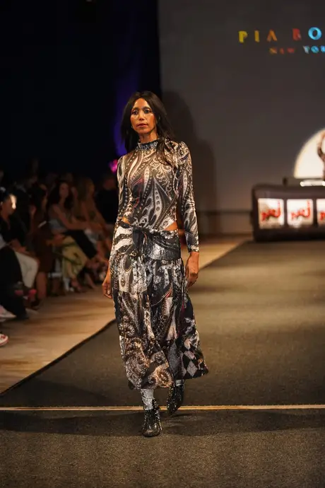Pia Bolte, 8 August 2026, show 6, Runway. Frame 5HOCOW