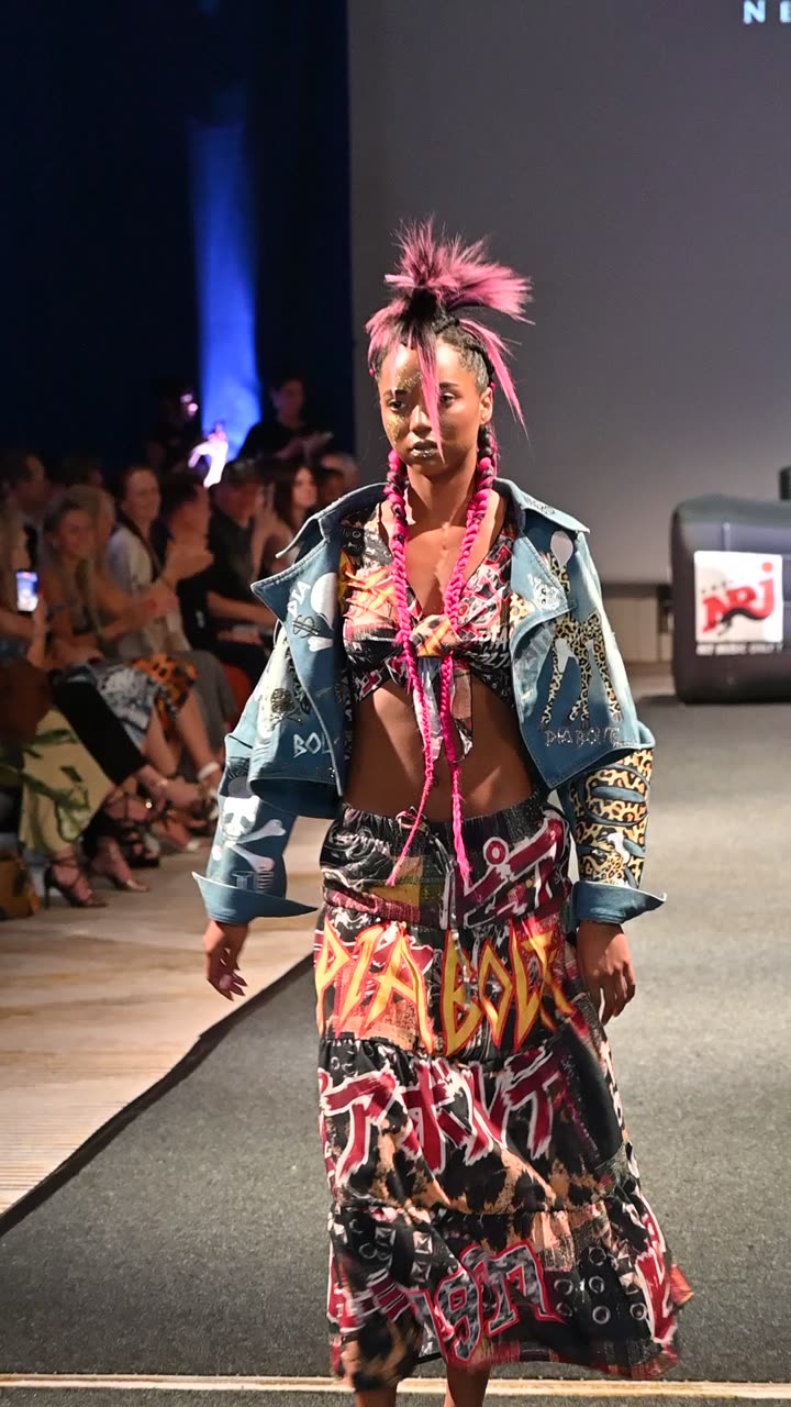 Runway clip, 8 August 2026, show 6, by @gumphotography