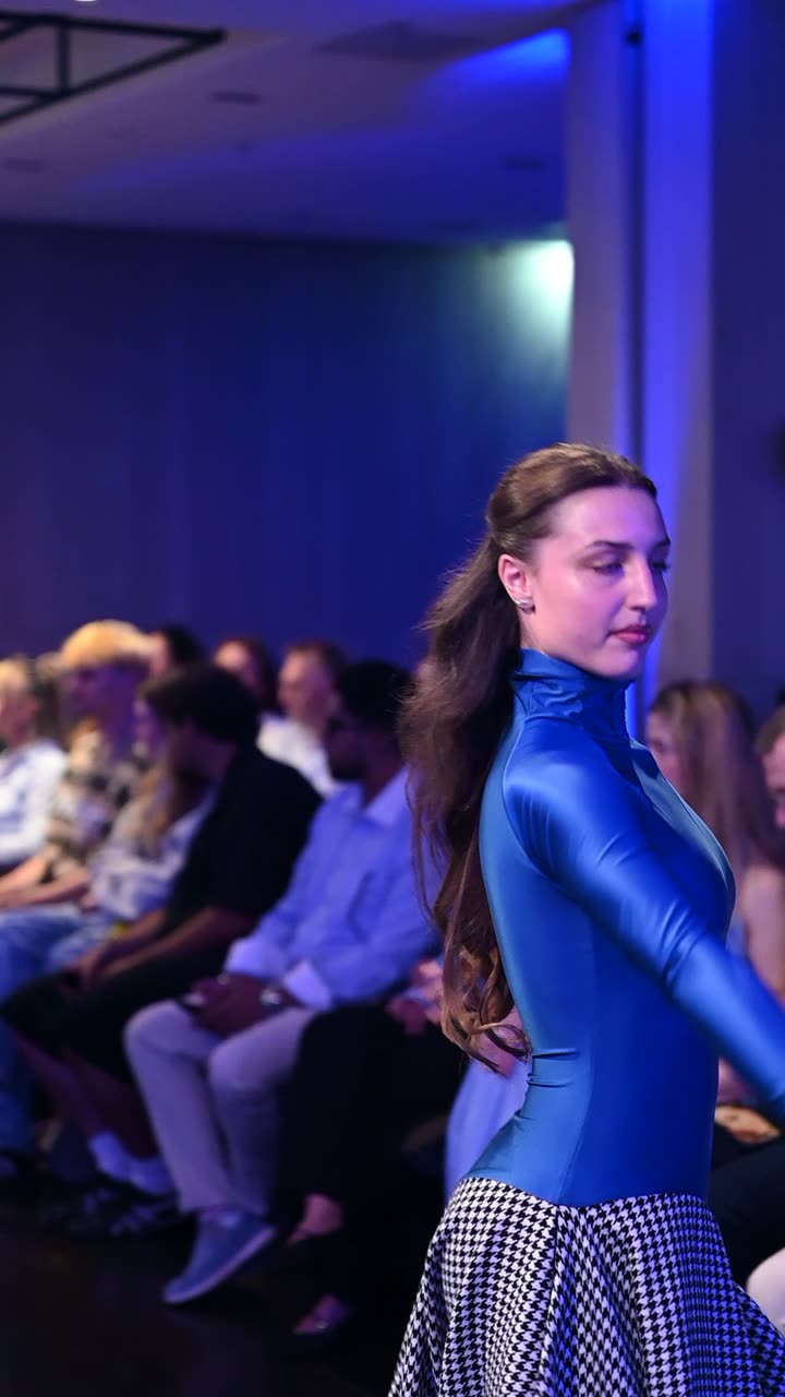 Runway clip, 8 August 2026, by @gumphotography