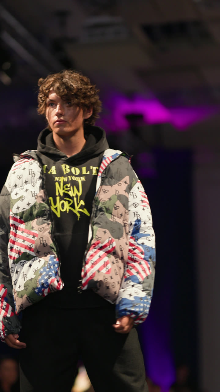 Runway clip, 8 August 2026, show 6, by Marius Mundt