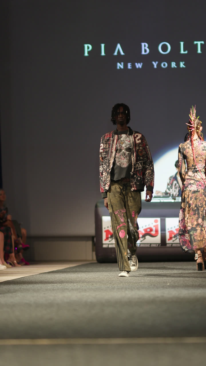 Runway clip, 8 August 2026, show 6, by Marius Mundt