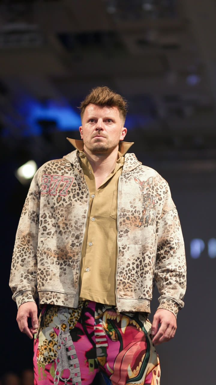 Runway clip, 8 August 2026, show 6, by Marius Mundt