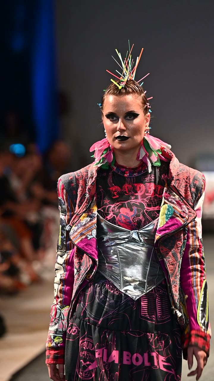 Runway clip, 8 August 2026, show 6, by @gumphotography