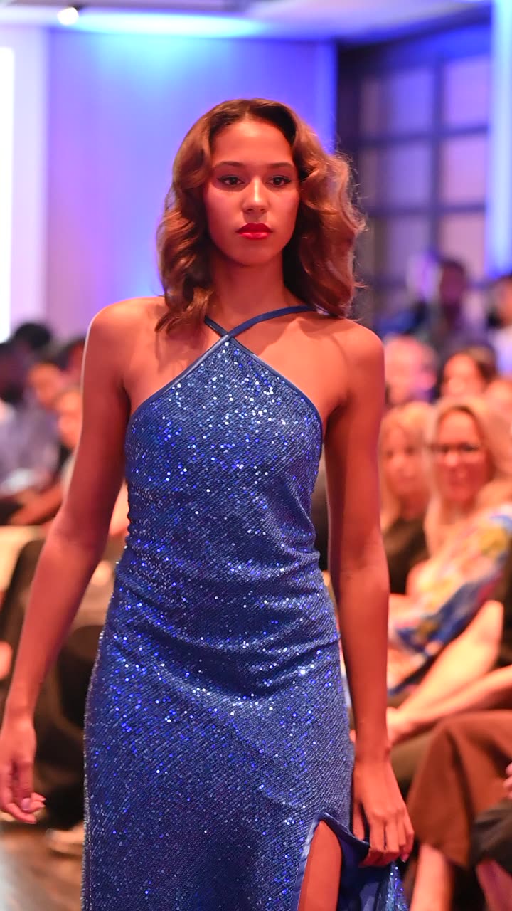Runway clip, 8 August 2026, by @gumphotography