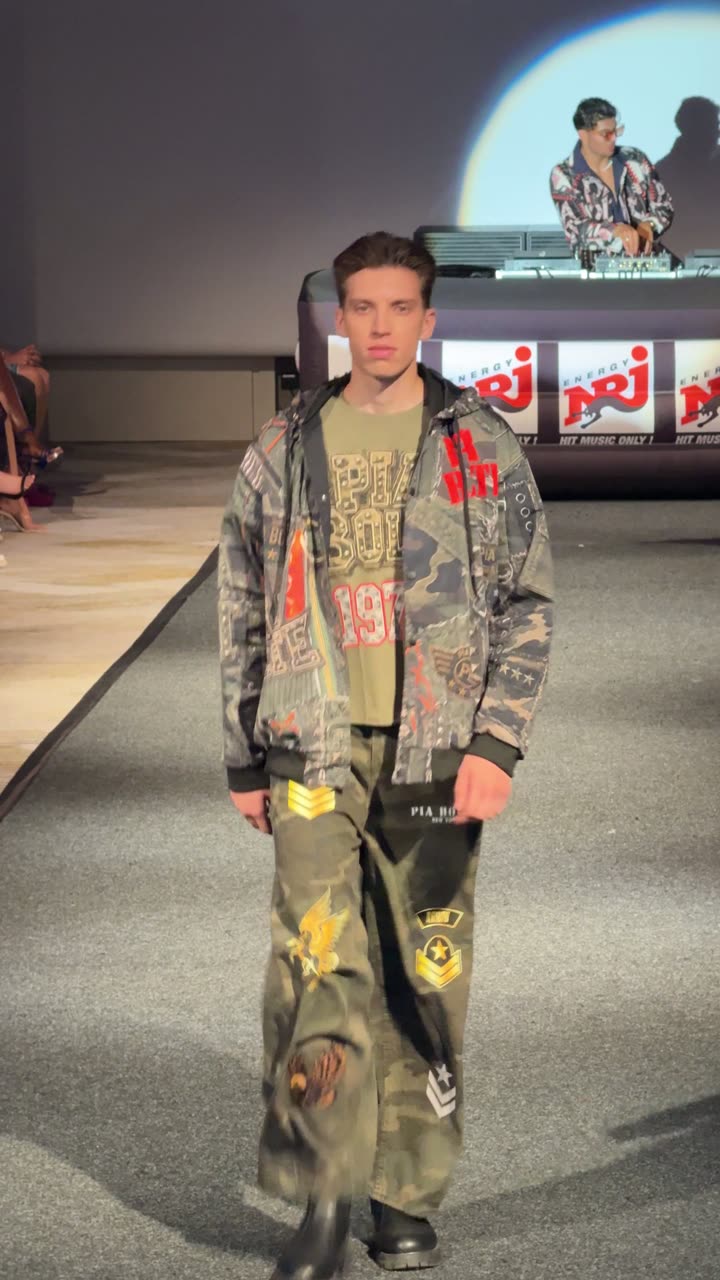 Runway clip, 8 August 2026, show 6, by @wotography