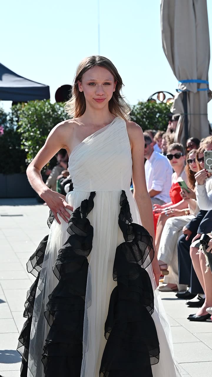 Runway clip, 8 August 2026, show 4, by @gumphotography