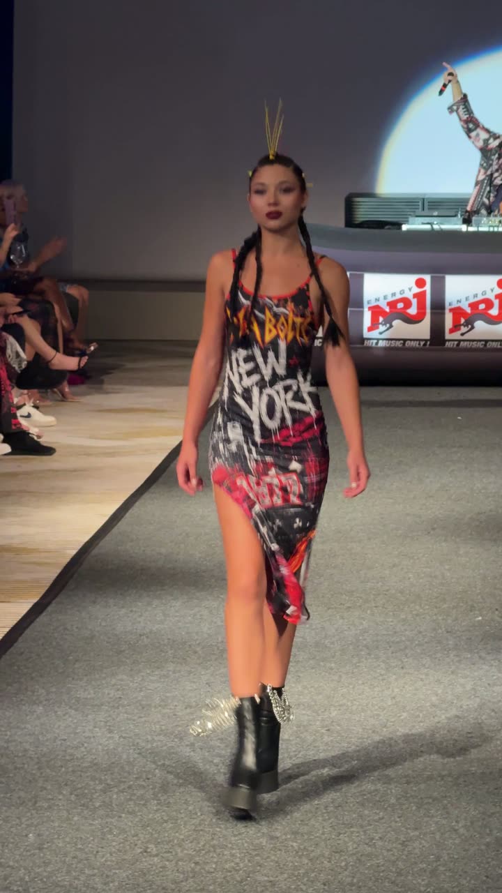 Runway clip, 8 August 2026, show 6, by @wotography