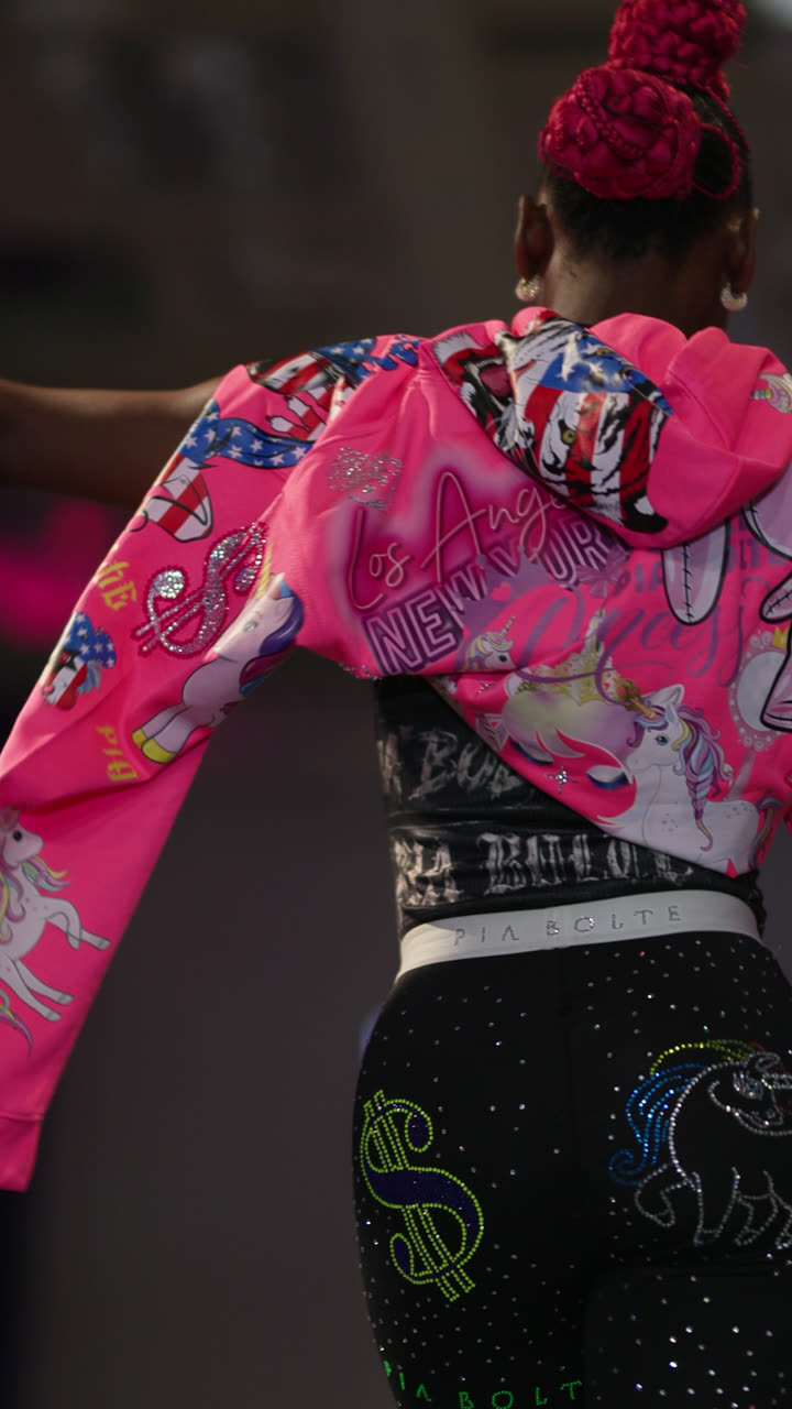 Runway clip, 8 August 2026, show 6, by Marius Mundt