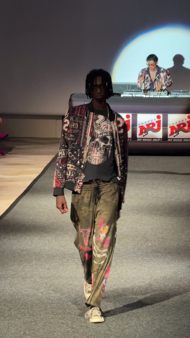 Runway clip, 8 August 2026, show 6, by @wotography