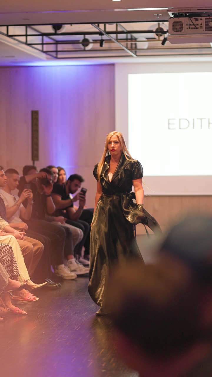 Runway clip, 8 August 2026, by Marius Mundt