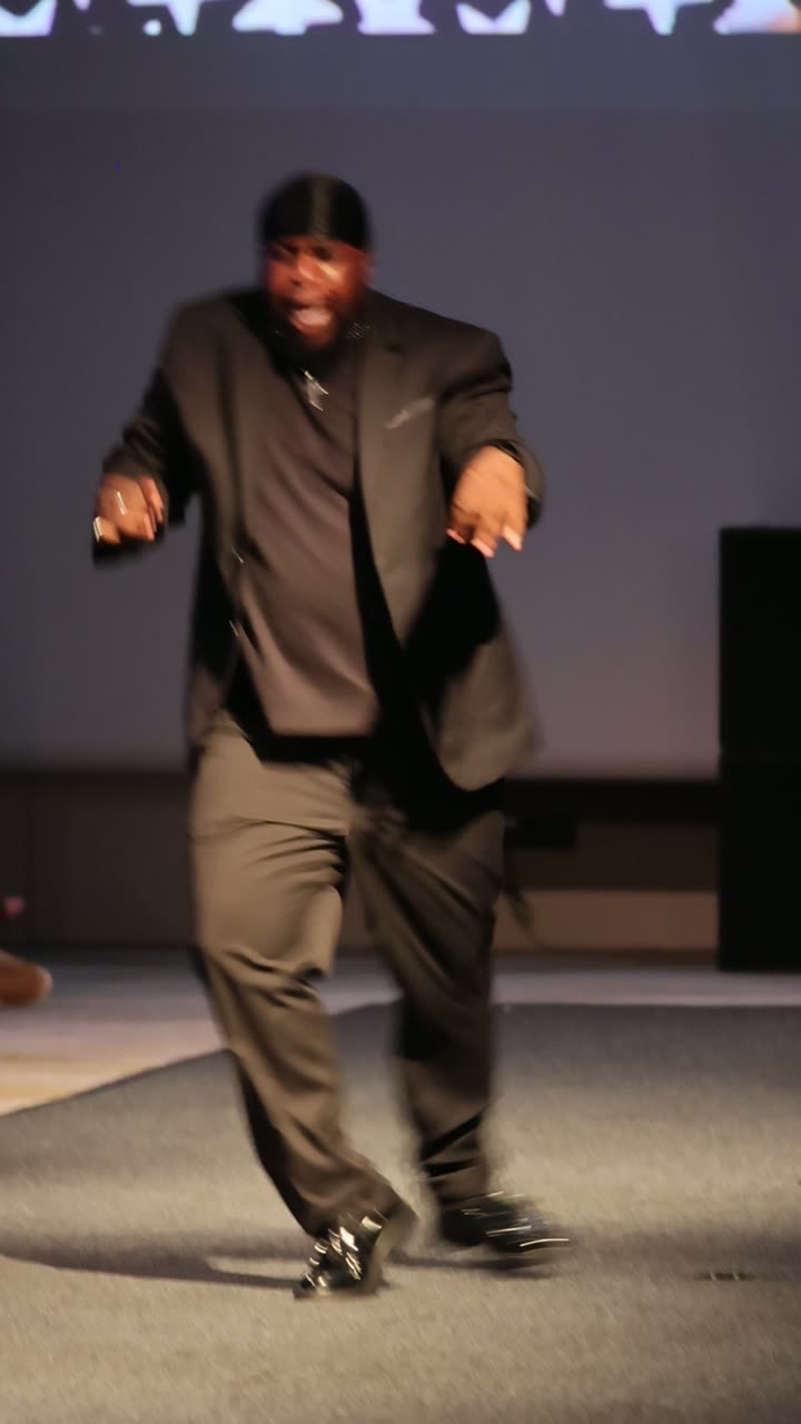 Runway clip, 7 August 2026, show 2, by @mmcmoonstudio