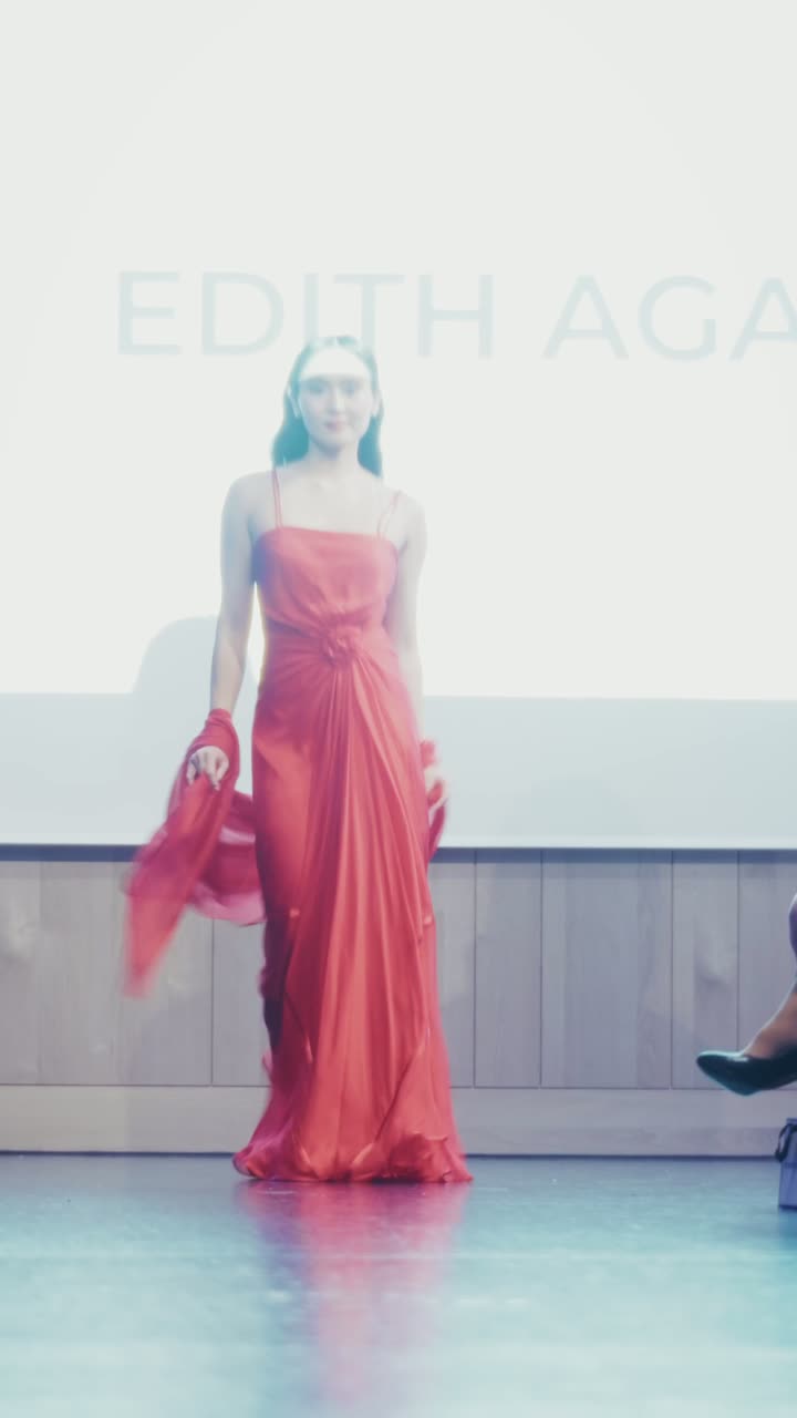 Runway clip, 8 August 2026, show 5, by @cin_eric