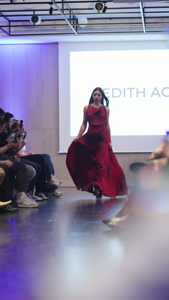 Runway clip, 8 August 2026, show 5, by Marius Mundt