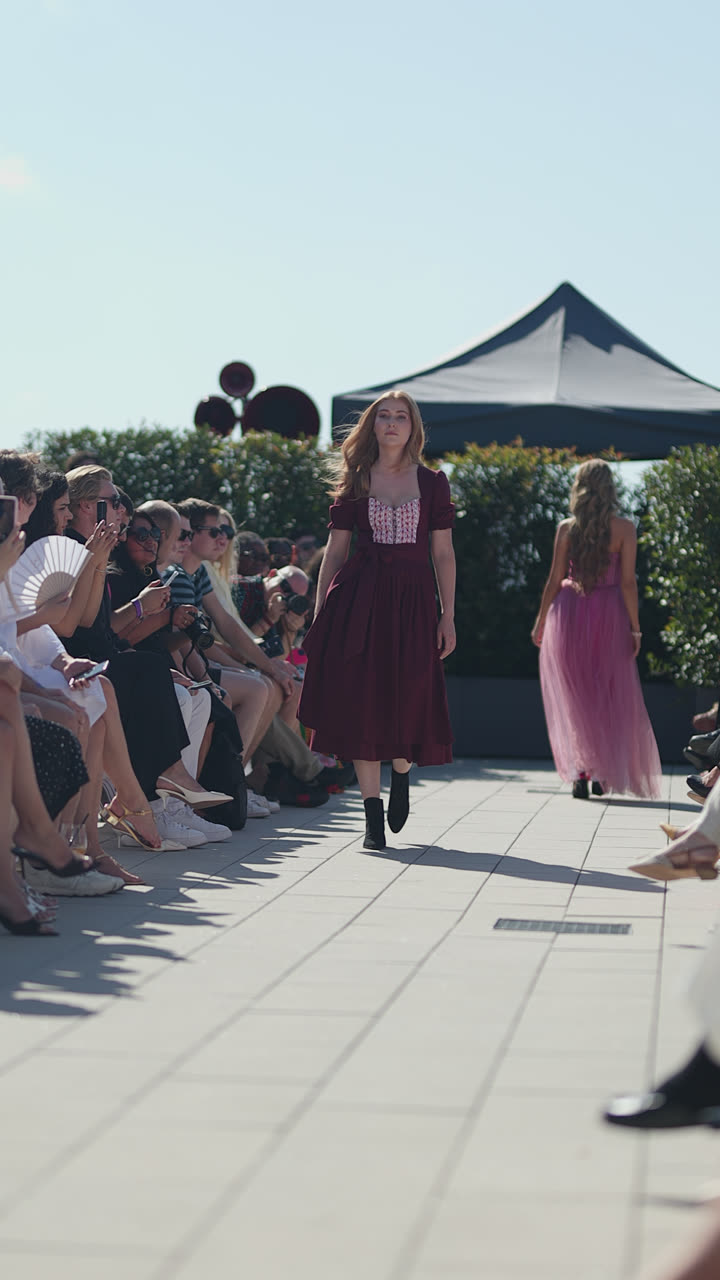 Runway clip, 8 August 2026, show 4, by Marius Mundt