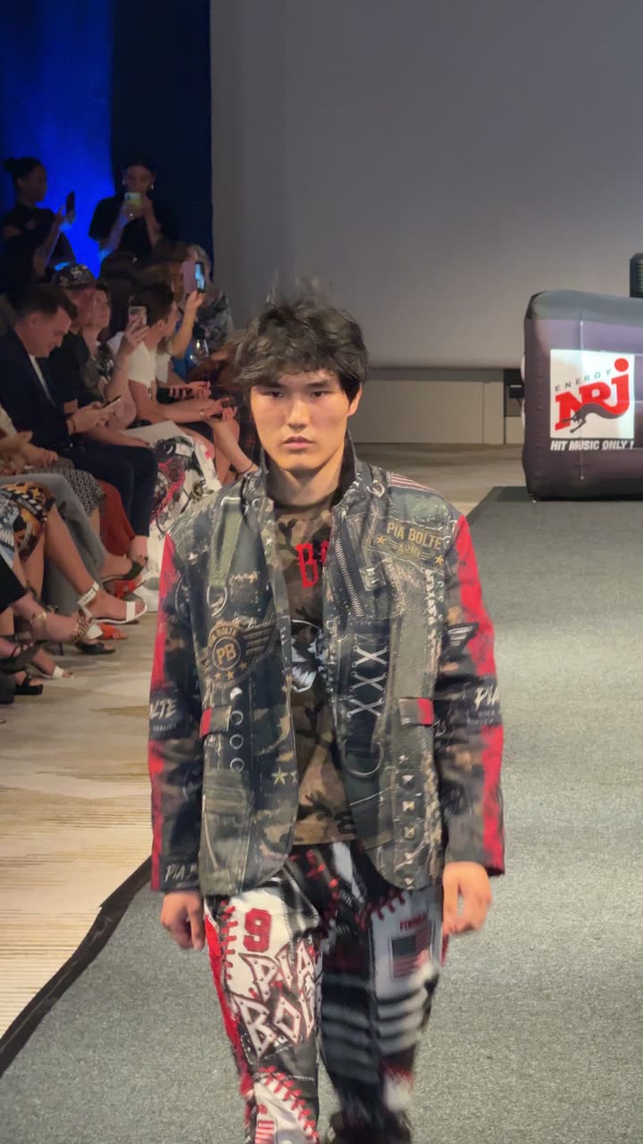 Runway clip, 8 August 2026, show 6, by @wotography
