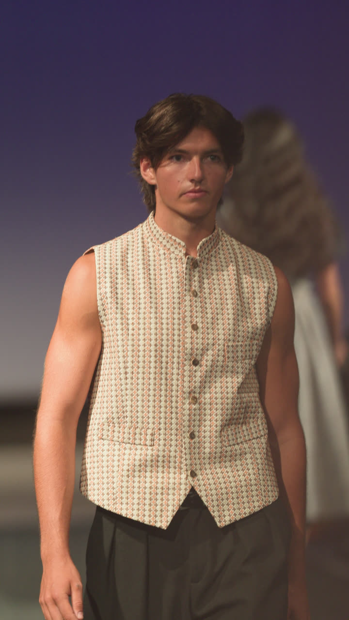 Runway clip, 7 August 2026, show 2, by Marius Mundt