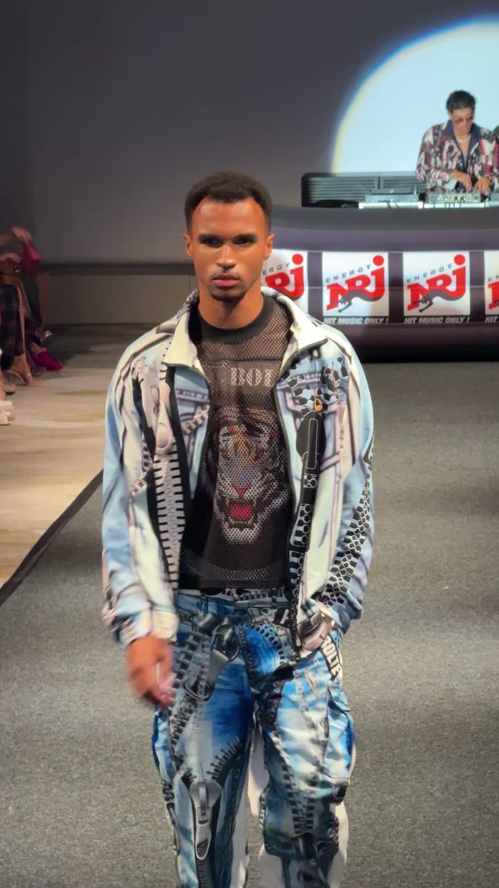 Runway clip, 8 August 2026, show 6, by @wotography