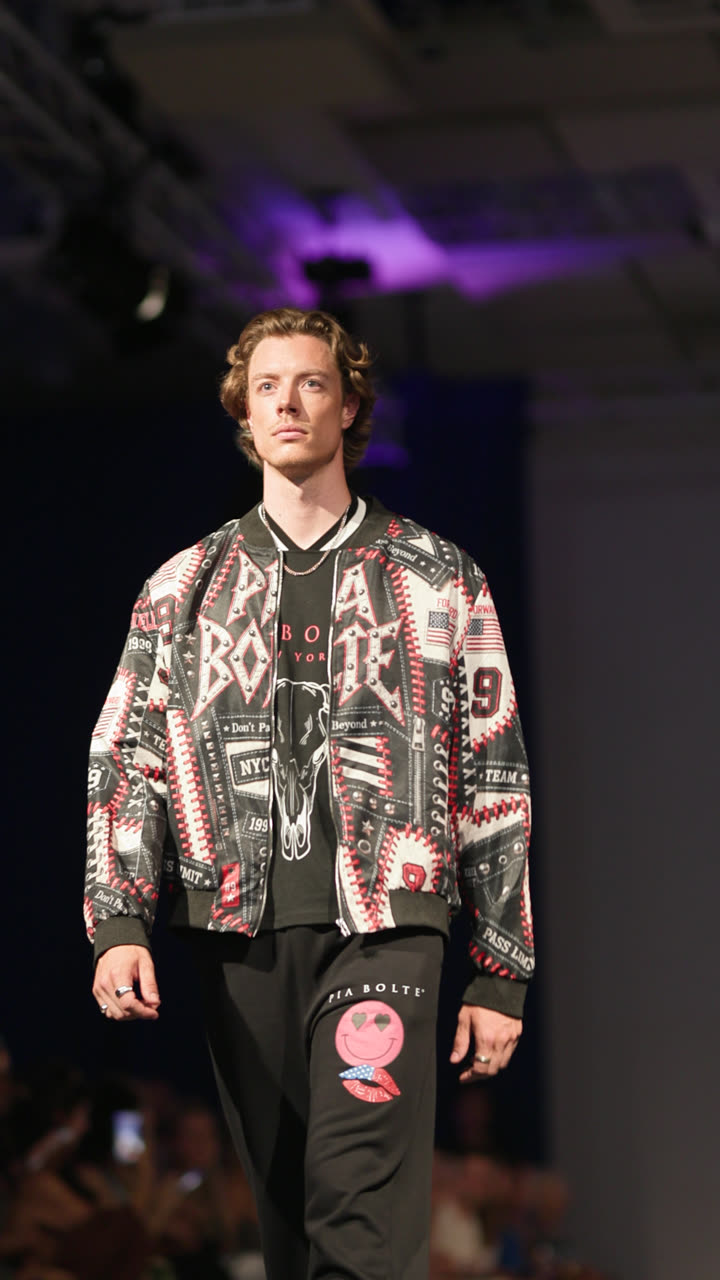 Runway clip, 8 August 2026, show 6, by Marius Mundt