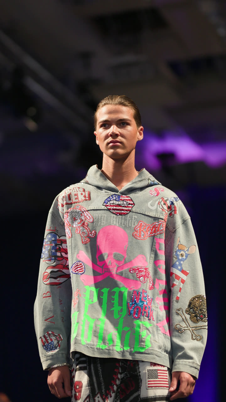 Runway clip, 8 August 2026, show 6, by Marius Mundt