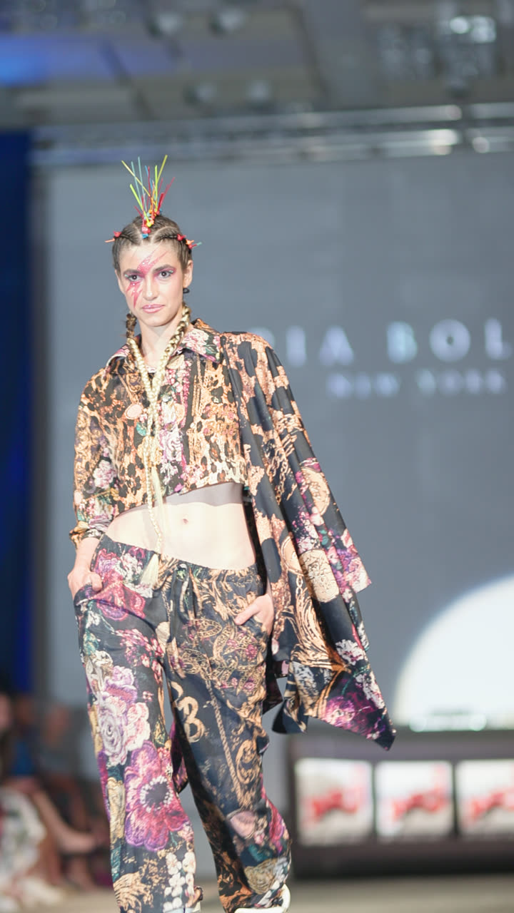 Runway clip, 8 August 2026, show 6, by Marius Mundt