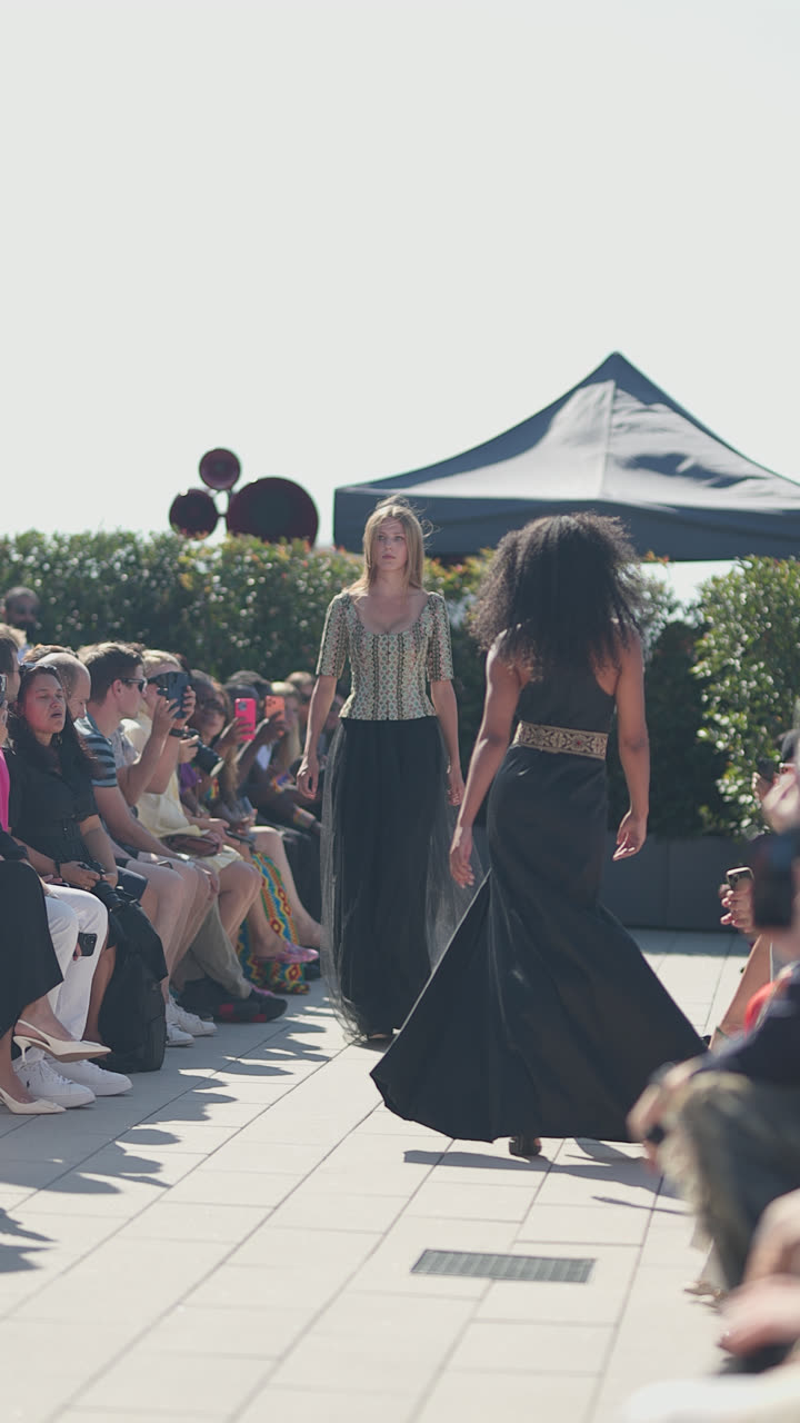 Runway clip, 8 August 2026, show 4, by Marius Mundt