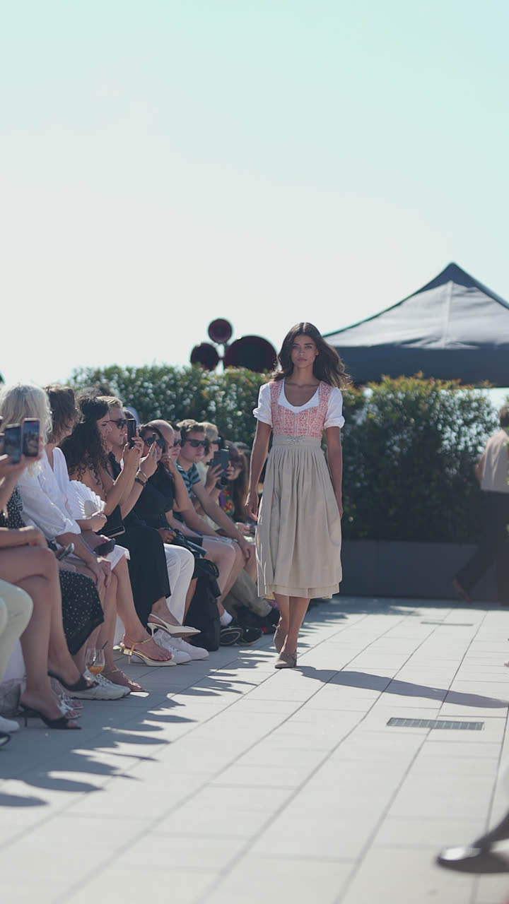 Runway clip, 8 August 2026, show 4, by Marius Mundt