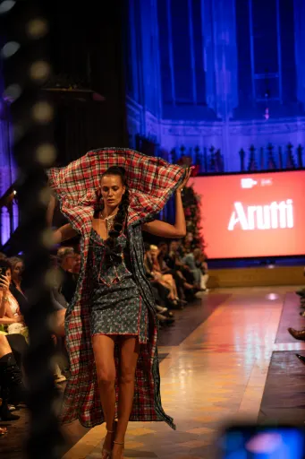 fr-fashion-show, 11 September 2026. Frame 7013B7