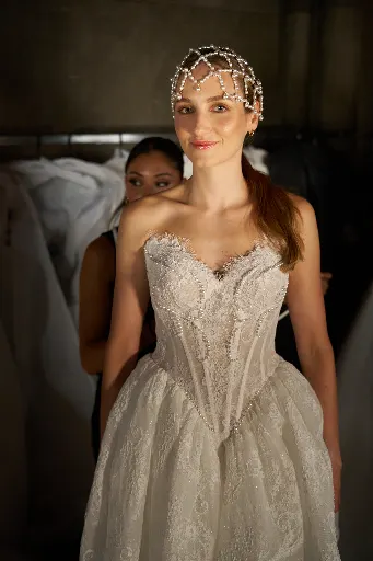Parla Weddings, fr-fashion-show, Backstage, 11 September 2026. Frame 0BB3FD