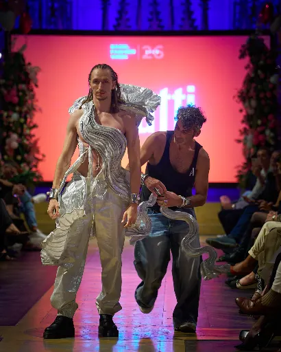 fr-fashion-show, 11 September 2026. Frame D904CD