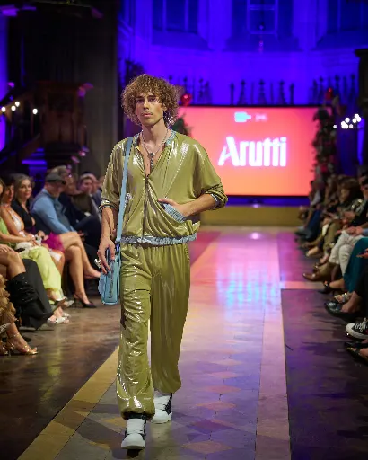 fr-fashion-show, 11 September 2026. Frame 69139E