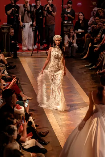 fr-fashion-show, 11 September 2026. Frame FD963D
