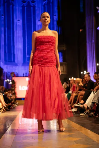fr-fashion-show, 11 September 2026. Frame 71EFD9