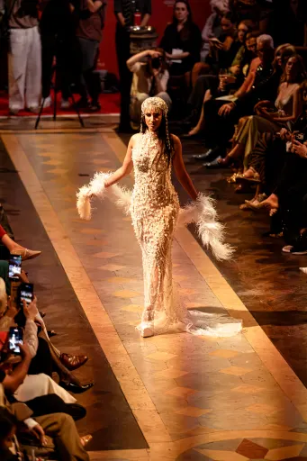 fr-fashion-show, 11 September 2026. Frame 372B40